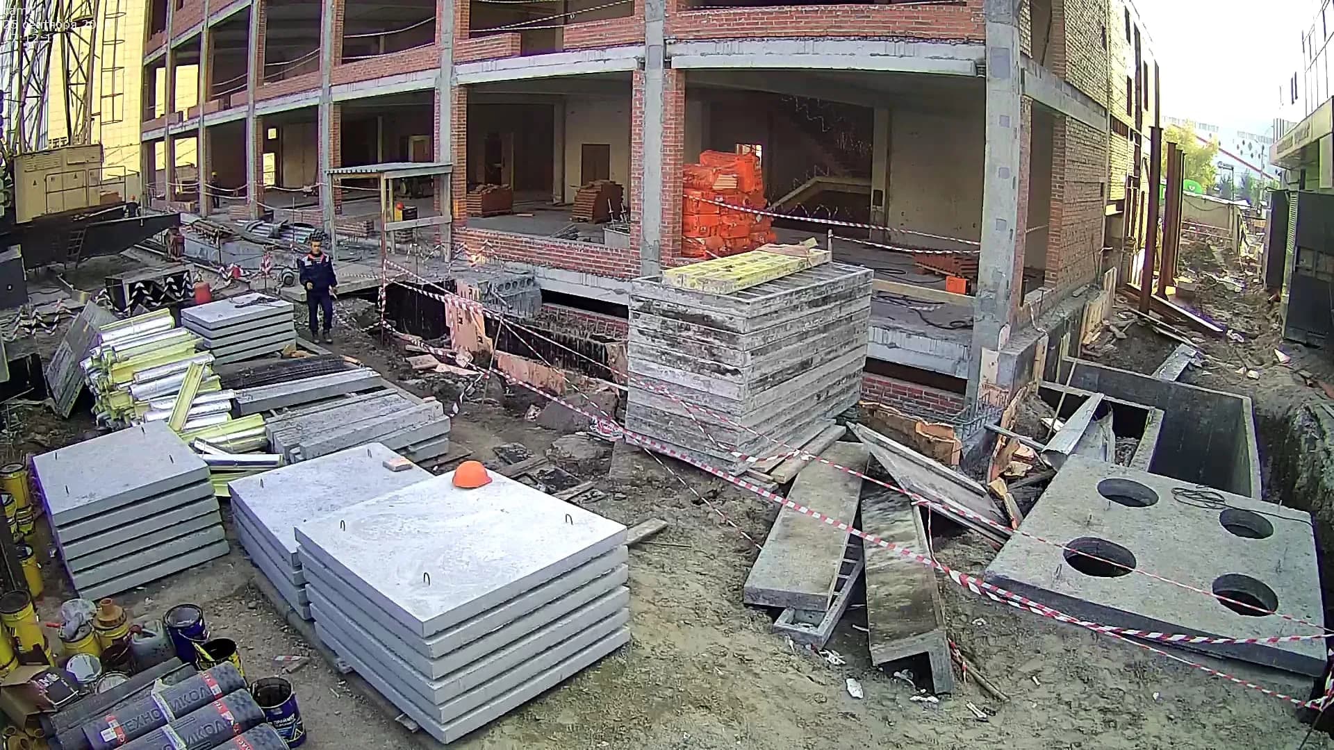 Kameraüberwachung einer Baustelle in Leipzig — mobiler Überwachungsturm